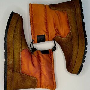 New in Box Punto Pigro CR 50 Orange Winter Boots Size 39